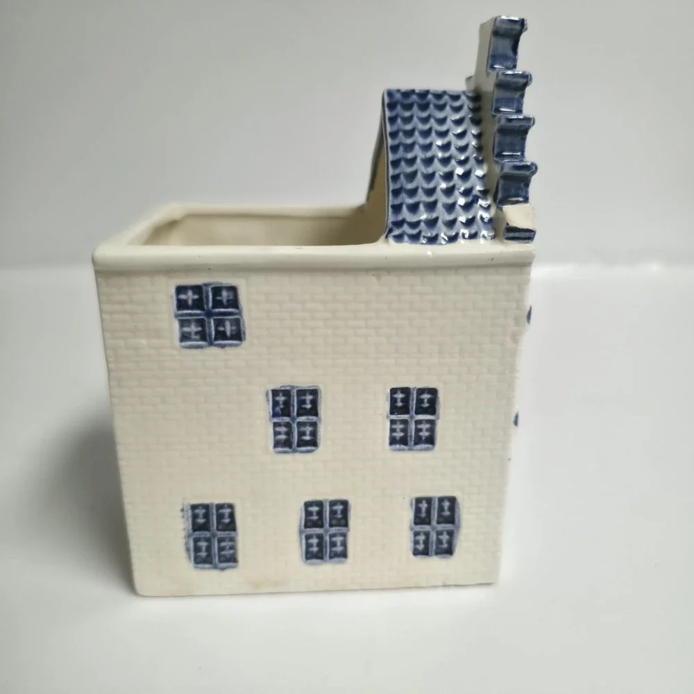 Amsterdam Canal House Handpainted Delft Blauw Vintage Ceramic Planter Vase Chip